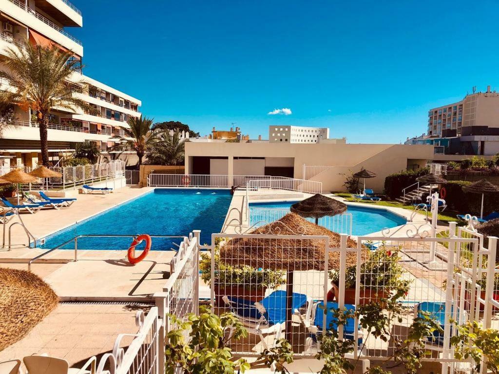Nogalera 110 City Central 3 Seasonal Pools With Bar Torremolinos Luaran gambar